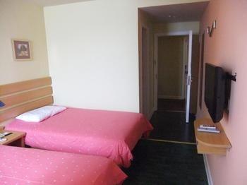 Home Inn Hotel Шанту Екстериор снимка