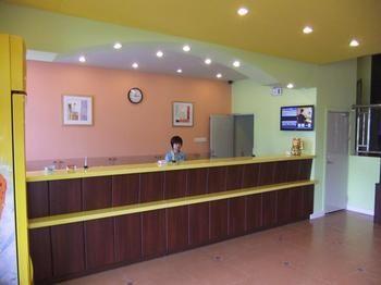 Home Inn Hotel Шанту Екстериор снимка